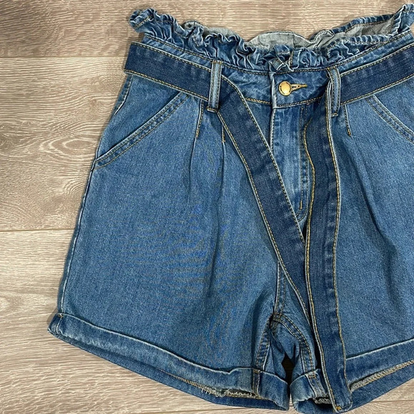 Shein Retro High Rise Pleated Paper Bag Waist Denim Jean Shorts 4 - Picture 2 of 11